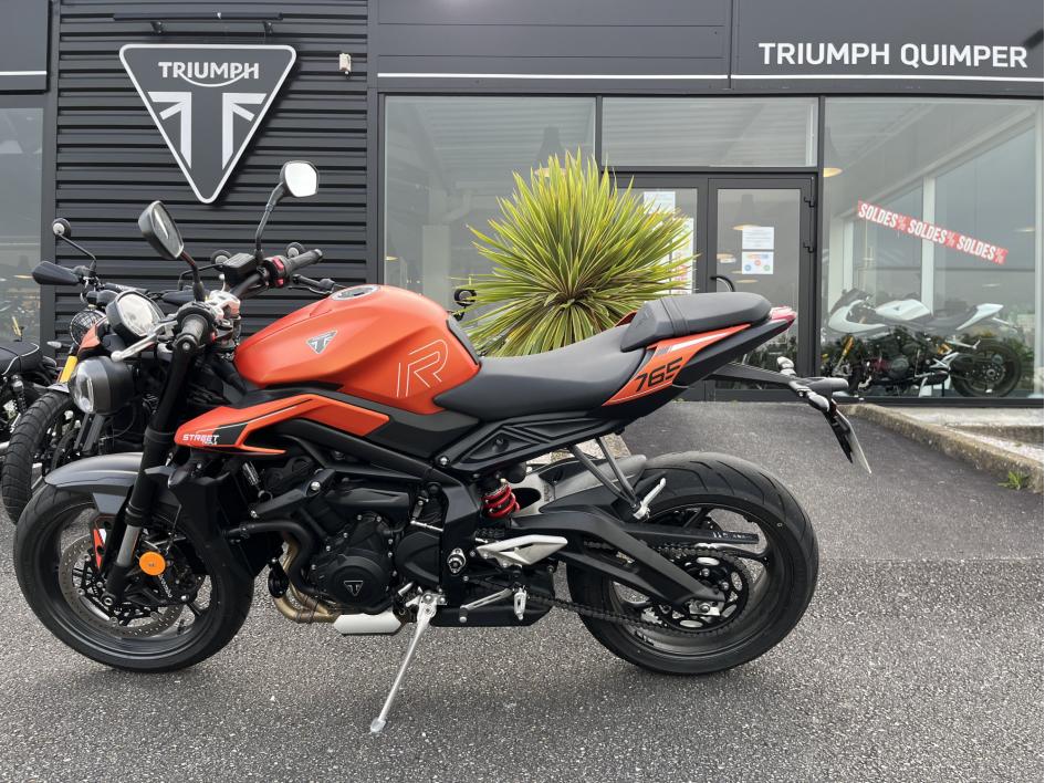 TRIUMPH STREET TRIPLE 765 R A2