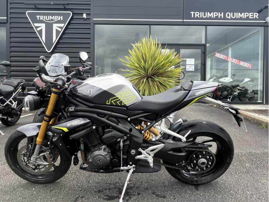 TRIUMPH SPEED TRIPLE 1200 RS