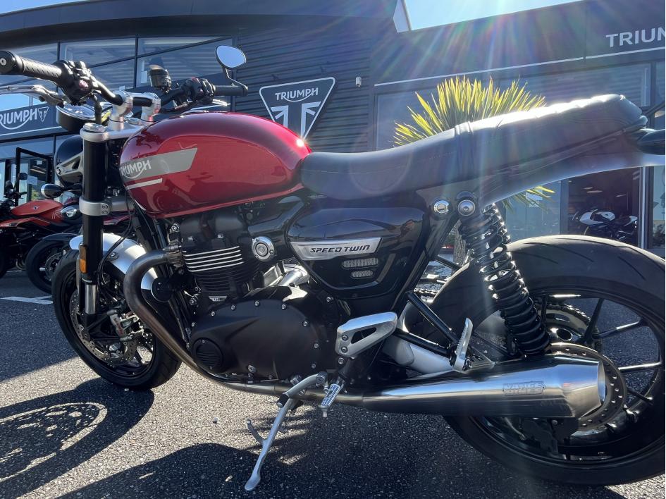 TRIUMPH SPEED TWIN 1200